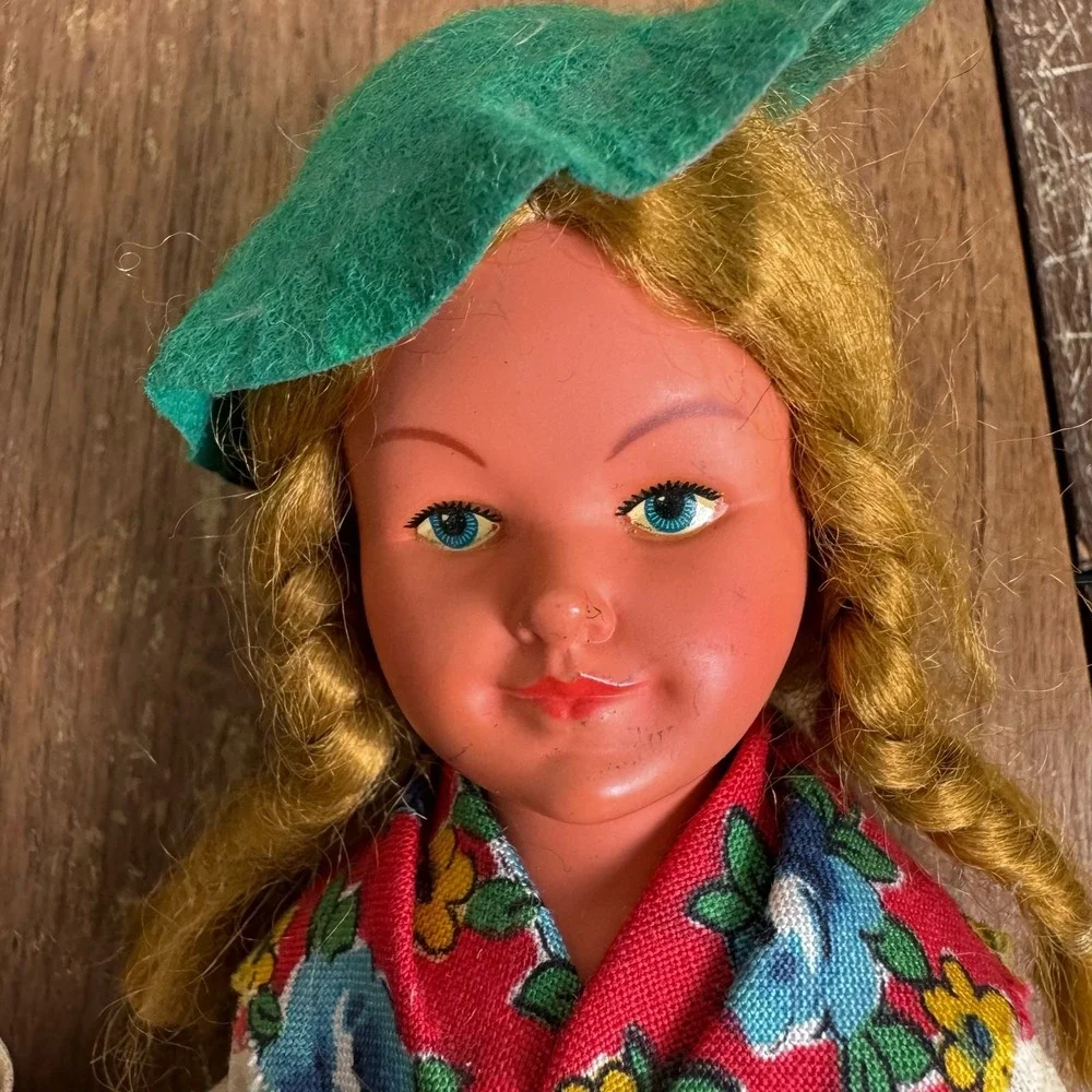 Vintage West Germany Boy & Girl Celluloid Winding Key‎ Dancing Dolls NO KEY